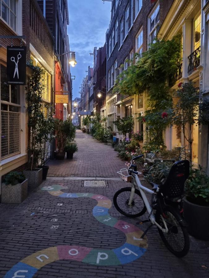 Here'S Lucy Amsterdam Exterior photo